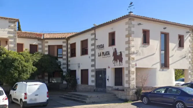 Hostal-Restaurante-La-Plata copia