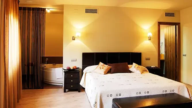casa-rural-la-botica-oropesa-toledo-dormitorio-suite-2 copia